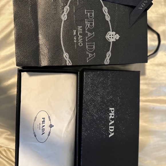 Prada Men’s Wallet - Picture 2 of 5